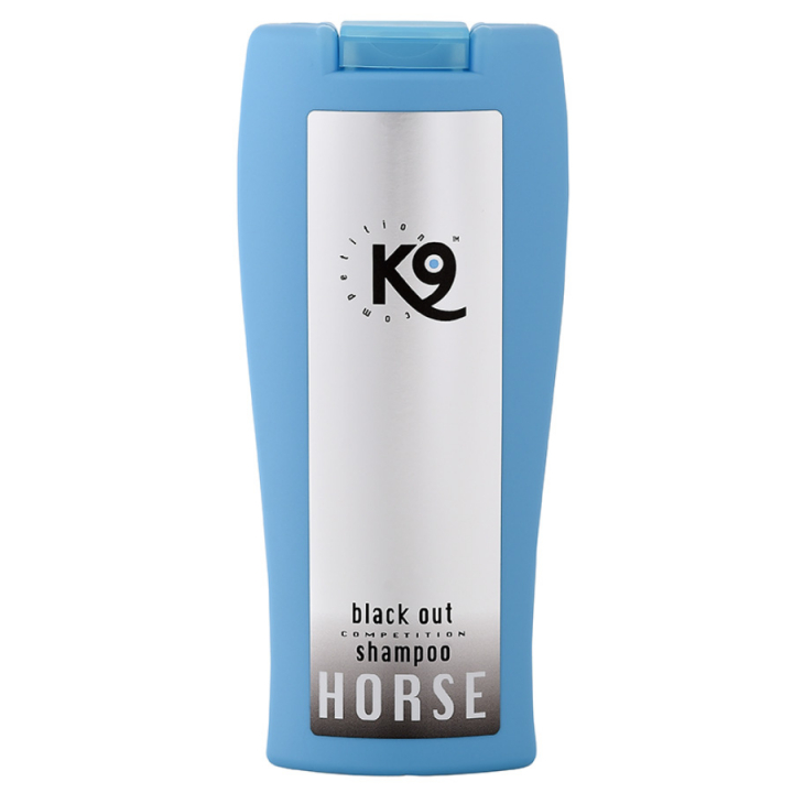 Shampoo Aloë Vera Black Out 300ml in de groep Paardenverzorging en Verzorging / Vachtverzorging / Shampoo & Conditioner bij Equinest (30140-300)