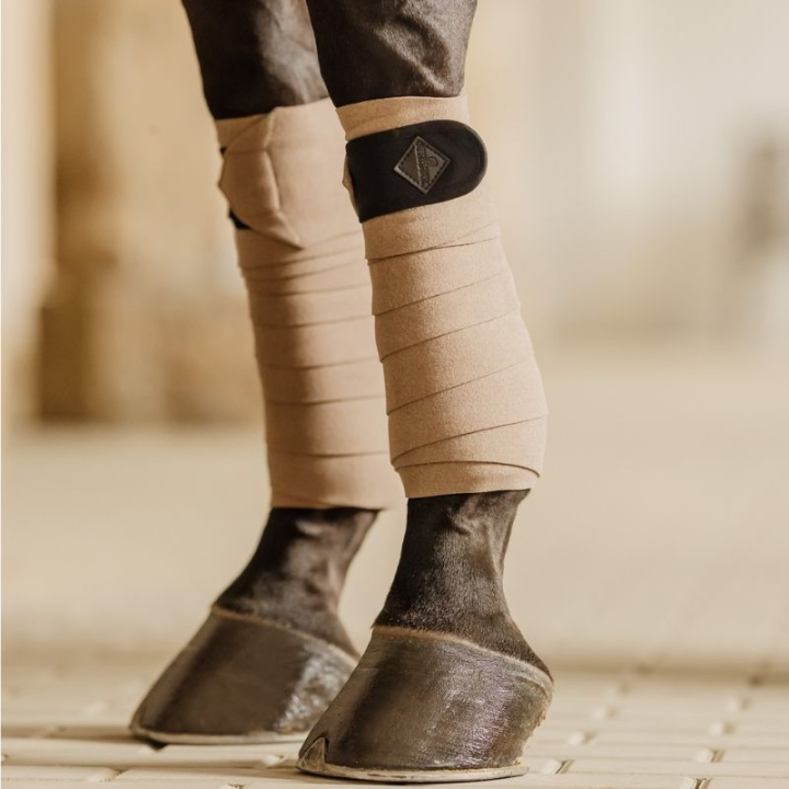 Bandages Polar Fleece Show Vegan Wool Beige in de groep Paardenuitrusting / Beenbeschermers & Bandages / Bandages bij Equinest (42120BE)