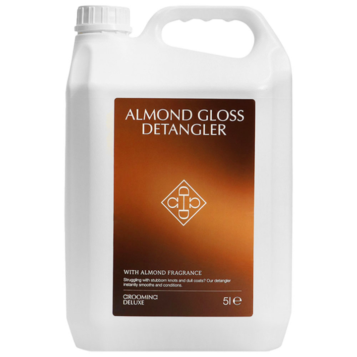 Vachtglans Almond Gloss 5L in de groep Paardenverzorging en Verzorging / Vachtverzorging / Vachtglans bij Equinest (42420-5)