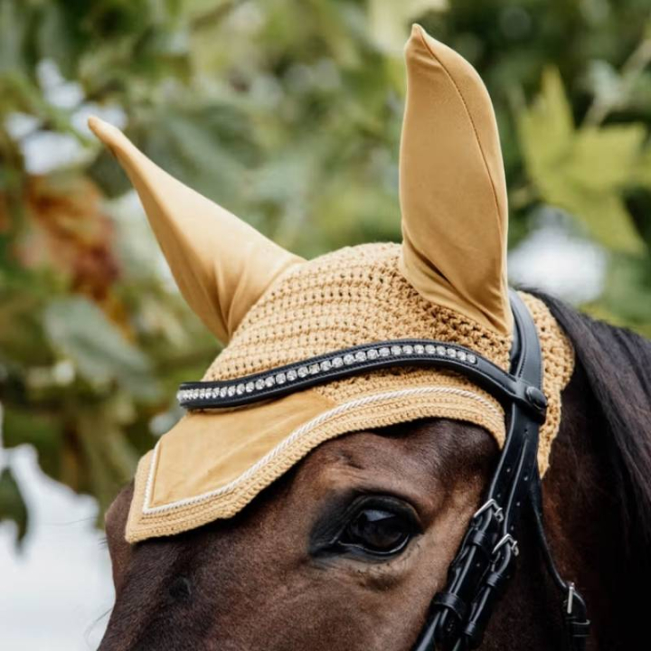Oornetje Wellington Velvet Mosterd in de groep Paardenuitrusting / Oornetjes bij Equinest (4262644FYE_r)