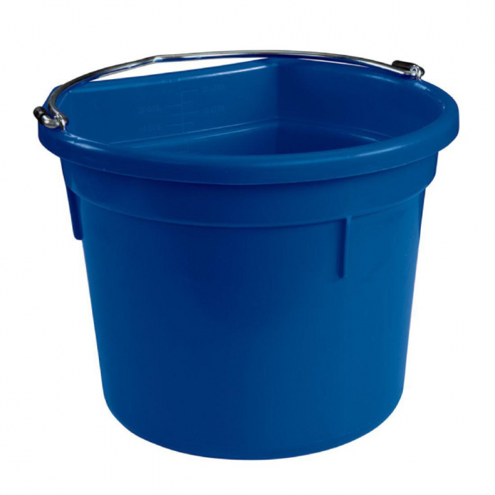 Emmer met platte achterkant Blauw in de groep Stal & Weide / Staluitrusting / Emmers & Spannen bij Equinest (626011BL)