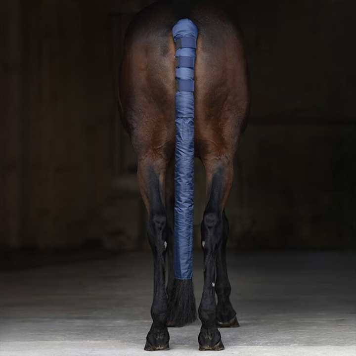 Staartbeschermer met zak HS Marineblauw in de groep Paardenuitrusting / Accessoires / Staartbeschermer bij Equinest (769002NA)