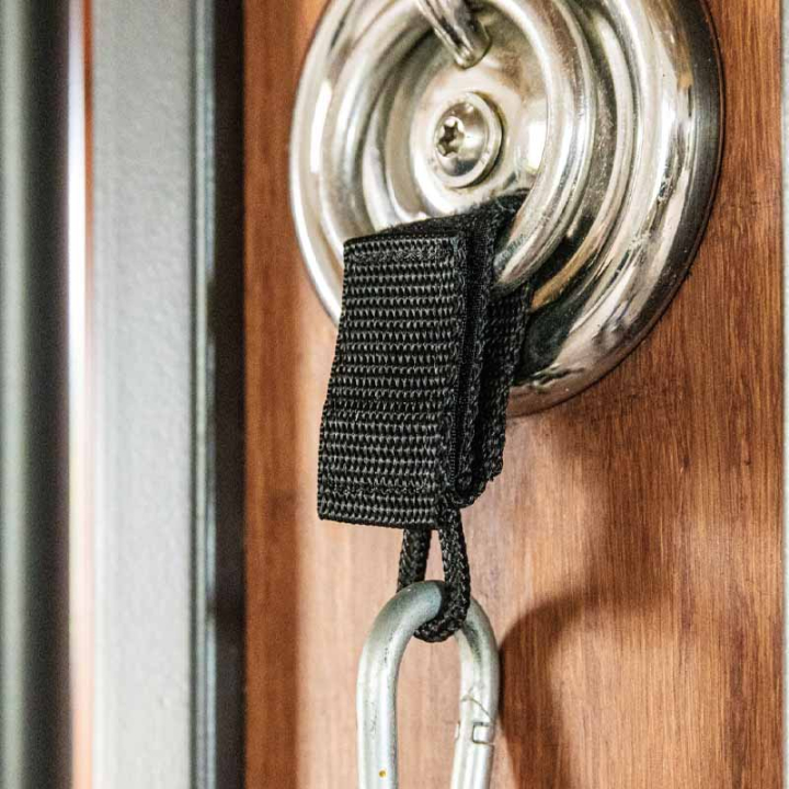 Veiligheidslus Safety Loop Zwart in de groep Stal & Weide / Staluitrusting / Haken & Hangers bij Equinest (8226401SBA_r)