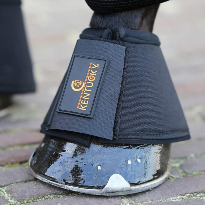 Springschoenen Solimbra Zwart in de groep Paardenuitrusting / Beenbeschermers & Bandages / Springschoenen bij Equinest (88194Sv_r)