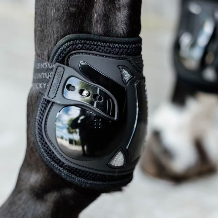 Strijklappen Moon Air Zwart in de groep Paardenuitrusting / Beenbeschermers & Bandages / Kogelbeschermers & Strijklappen bij Equinest (8820201MBA_r)