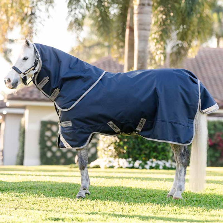 Regendeke Amigo 1200D Plus Pony 0g Marineblauw/Grijs/Zilver in de groep Paardendekens / Buitendekens / Regendekens bij Equinest (AARQL0BJI_r)