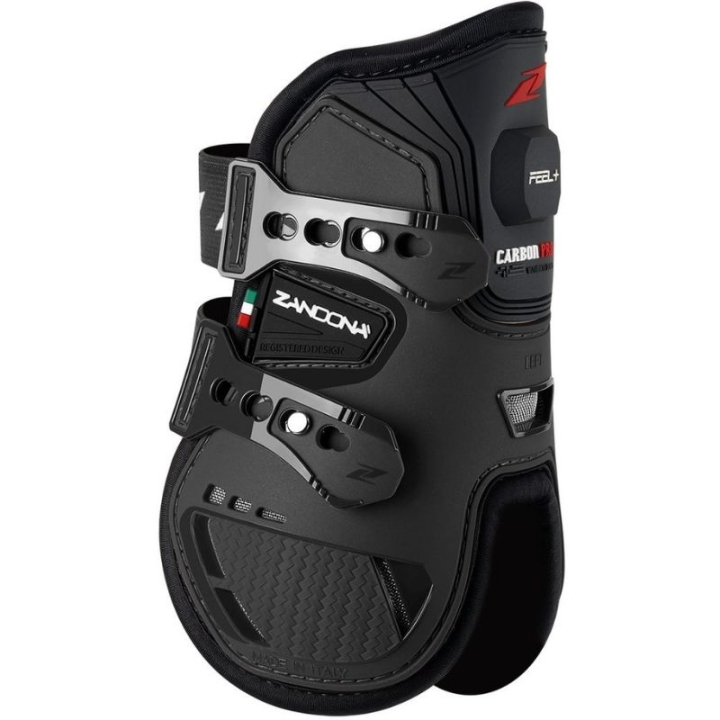 Kogelbeschermers Carbon Pro Feel+ Zwart in de groep Paardenuitrusting / Beenbeschermers & Bandages / Kogelbeschermers & Strijklappen bij Equinest (E1218FBKSBKBA_r)