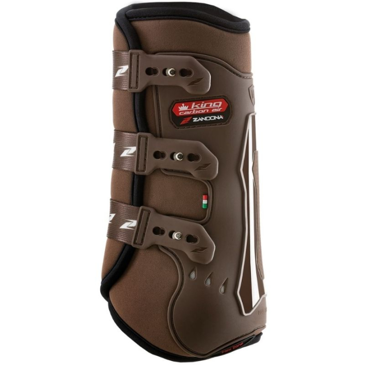 Dressuur beenbeschermers King Carbon Air Rear Bruin in de groep Paardenuitrusting / Beenbeschermers & Bandages / Beenbeschermers & Dressuurbeschermers bij Equinest (E2515BNSBNBR_r)