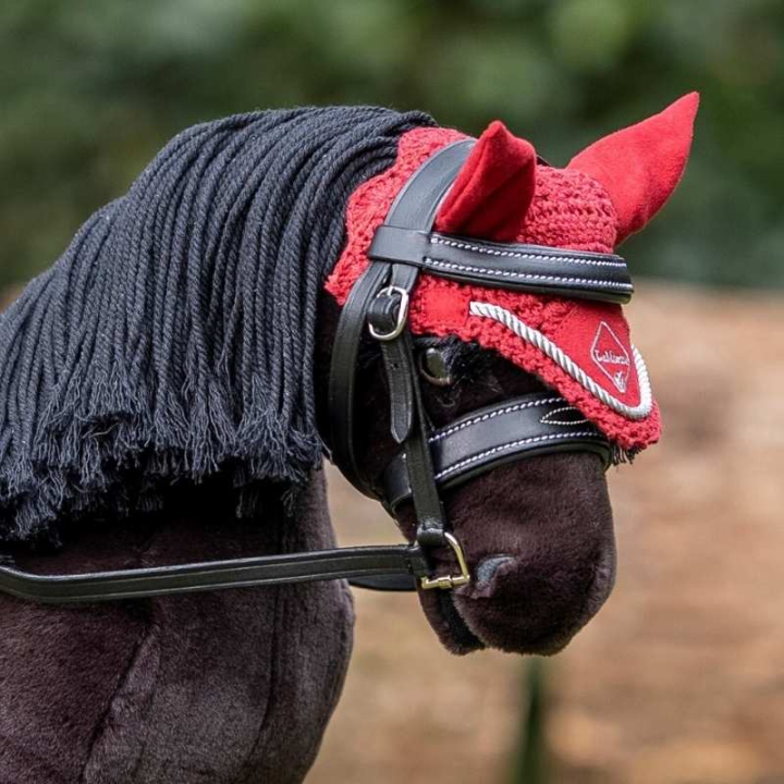 Oornetje Toy Pony Classic Rood in de groep Stokpaarden & Speelgoedpaarden / Uitrusting voor Speelgoedpaard bij Equinest (IT020710RE)