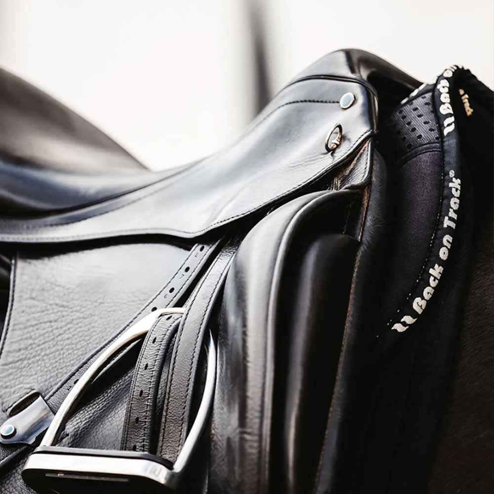 Zadeldek Aurora Impact Zwart