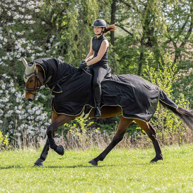 Uitrijvliegendeken Anatomical Zwart