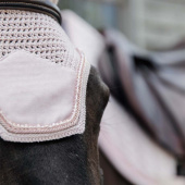 Oornetjes Wellington Velvet Pearls Lichtroze Oornetjes Wellington Velvet Pearls Lichtroze