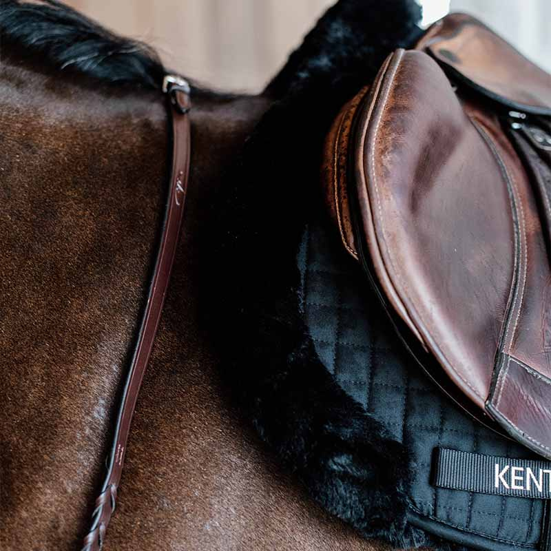 Zadeldekje Hunter Vegan Sheepskin Zwart