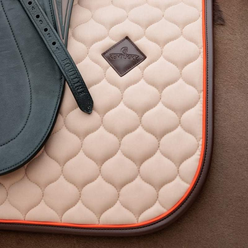 Dressuurzadeldekje Onion Quilt Leather Beige