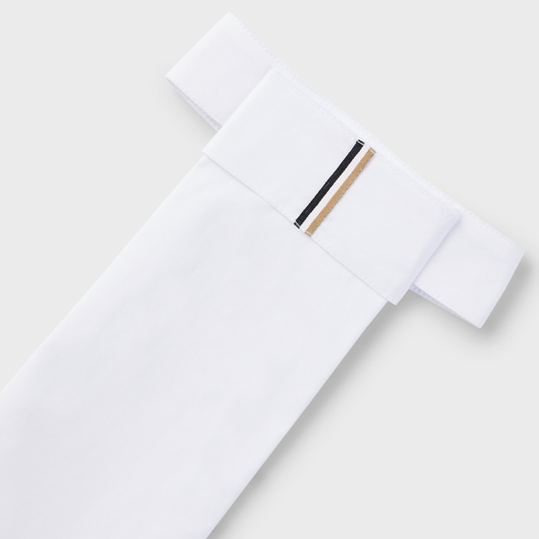 Plastron Signature Wit