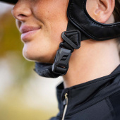 Paardrijcap MIPS Caracas Smooth Top Zwart Paardrijcap MIPS Caracas Smooth Top Zwart