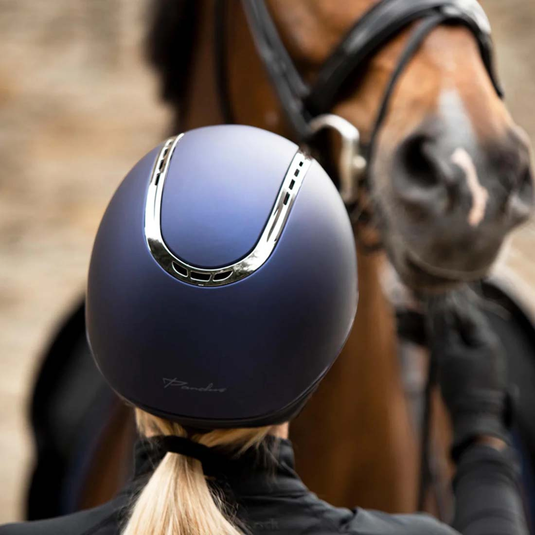Paardrijcap EQ3 Pardus met Schroef Smooth Top Marineblauw