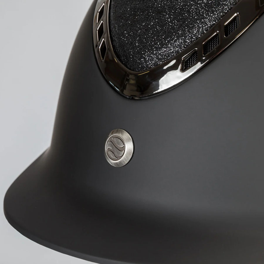 Paardrijcap EQ3 Pardus met Schroef Smooth Top Glitter Zwart Zand