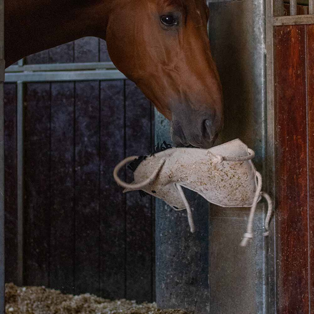 Paarden Speelgoed Paard in Suède ECO Lichtgrijs