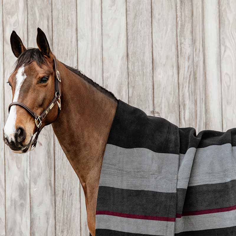 Fleece Deken Heavy Square Stripes Zwart