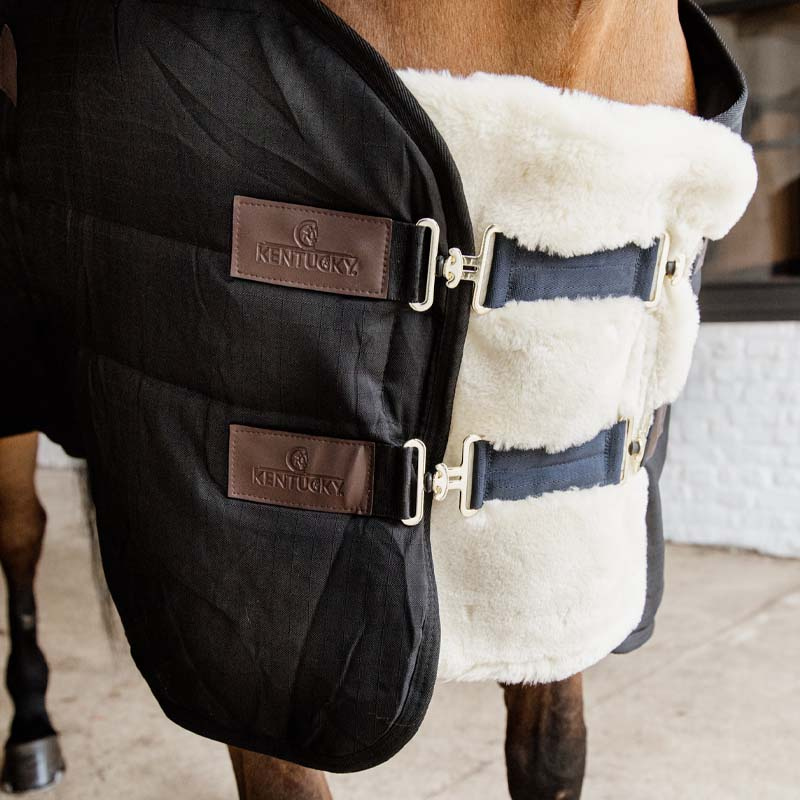 Borstverlenger Vegan Sheepskin 2 Buckles Natuur