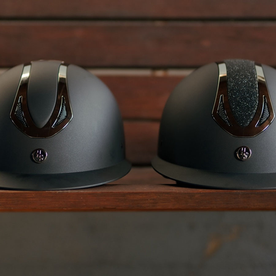 Paardrijcap HS Victory Chrome Zwart