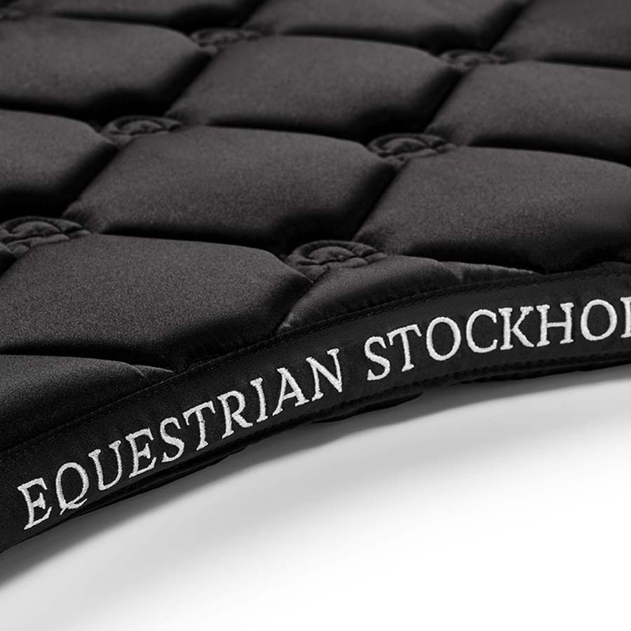 Dressuurzadeldekje ES Black Edition