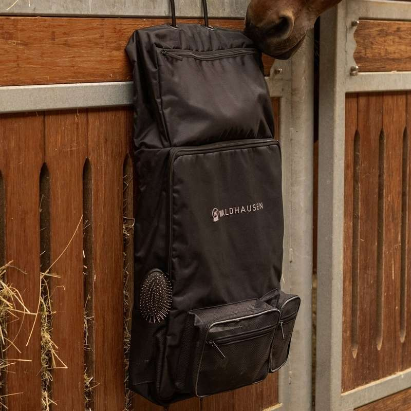 Stalltas EquiEssential Small Zwart