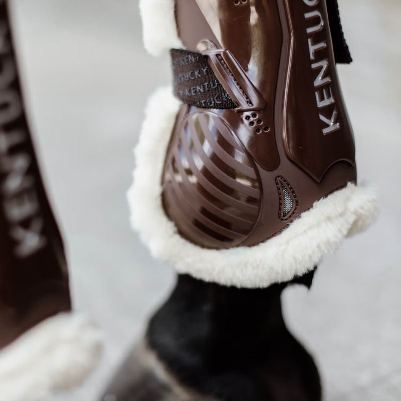 Peesbeschermers Vegan Sheepskin Velcro Bruin