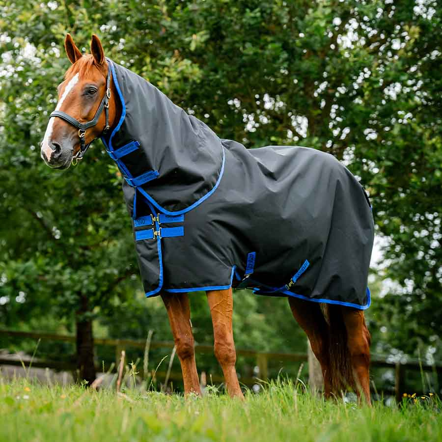 Winterdeken met Kap Amigo Ripstop 900 Plus 200g Zwart/Blauw