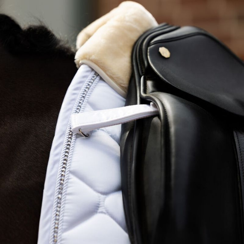 Dressuurzadeldekje Satin Crystal Wit