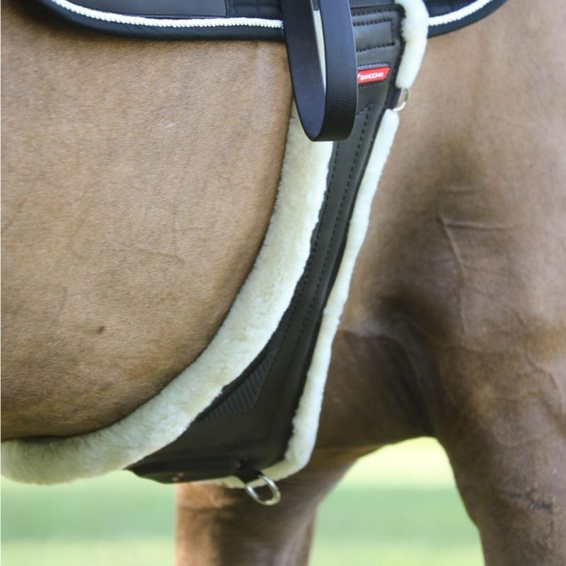 Springsingel met buikflap Techo-Fur Stud Zwart