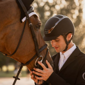 Paardrijcap Dogma Chrome Bruin Paardrijcap Dogma Chrome Bruin